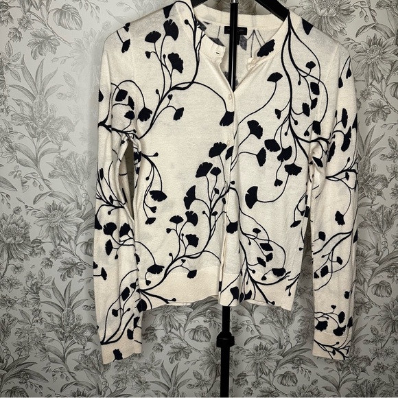 Ann Taylor Ivory and Navy Vine Cardigan - Picture 2 of 11